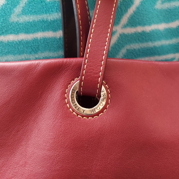 Vintage Dooney & Bourke Large Leather Florentine Leather Tote - Picture 2 of 14